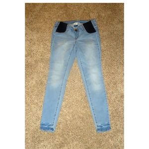 Old Navy Maternity Rockstar Skinny Jeans